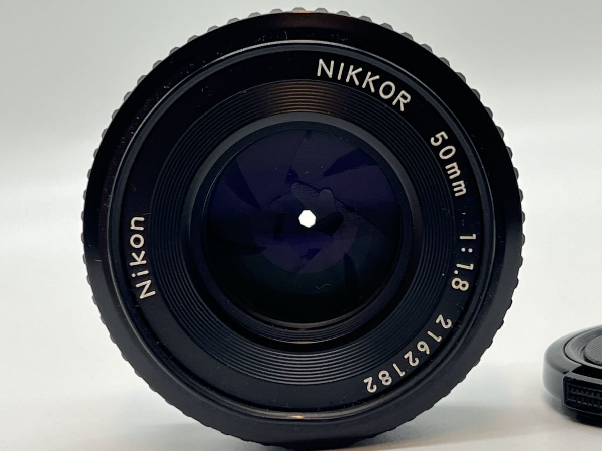 ★美品★ ニコン Nikon 50mm F1.8 Ai-s パンケーキレンズ #0437 #082070 #068090の画像4