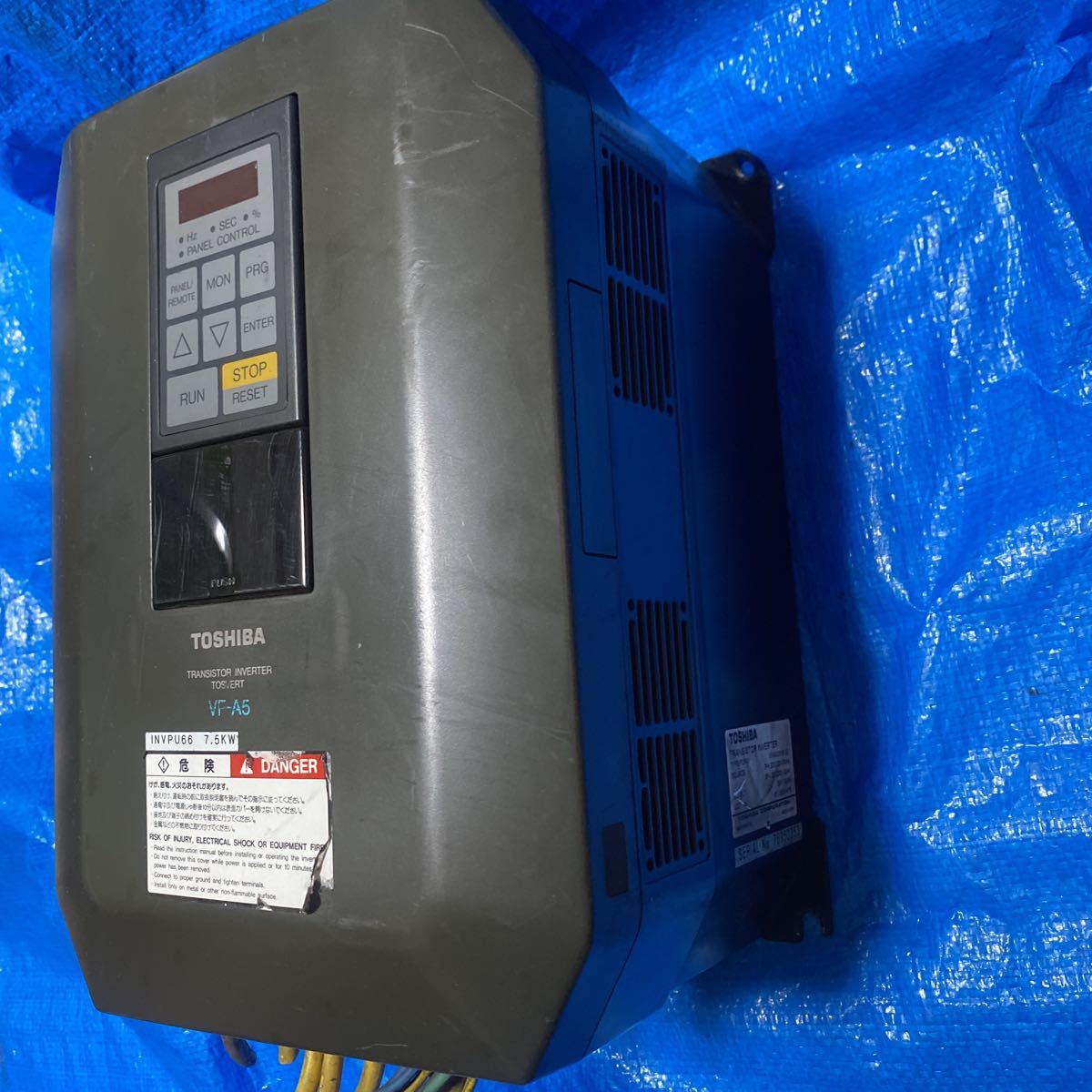 Yahoo!オークション - Toshiba 東芝 インバーター VFA5-2075p(2) Yahoo!オークション - Toshiba 東芝 インバーター VFA5-2075p(2)