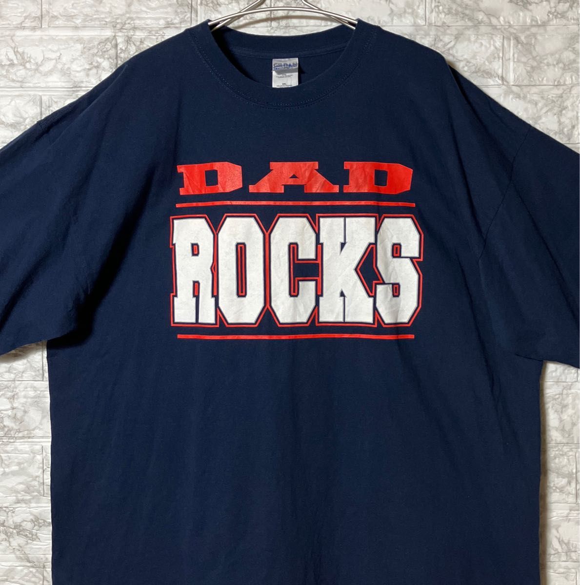 【レア】US古着 ビッグサイズ 2XLsize GILDAN Tシャツ ネイビー デカロゴ 文字プリント DAD ROCKS