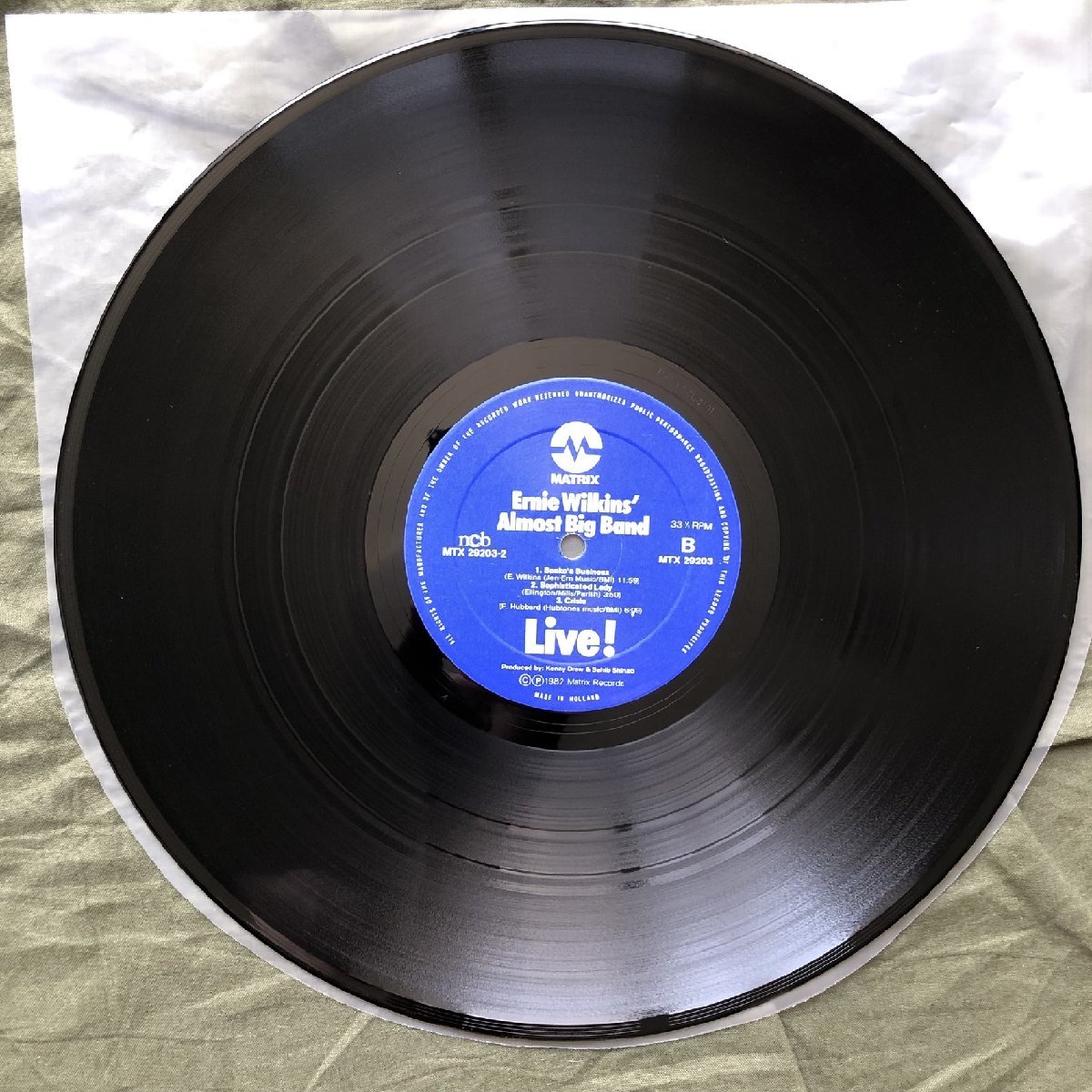 原信夫Collection 傷なし美盤 1982年 オランダ盤 オリジナルリリース盤 LPレコード Ernie Wilkins' Almost Big Band Live! Copenhagen_画像9