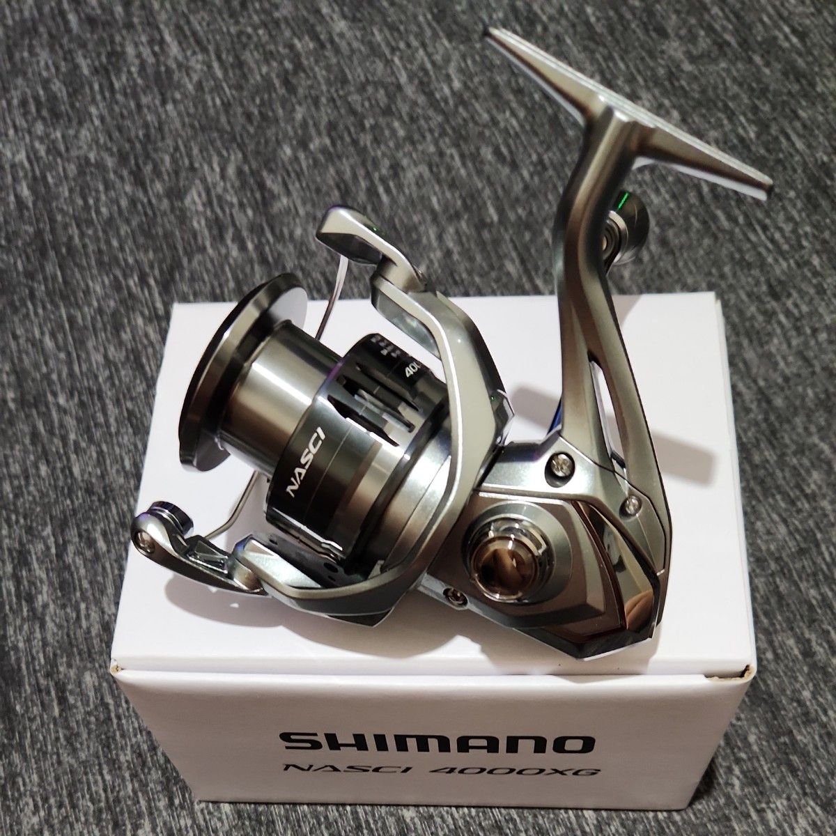流行り の ブランド 4000XG ナスキー 21 超美品 ハンドルカスタム ほぼ ゴメクサス シマノ