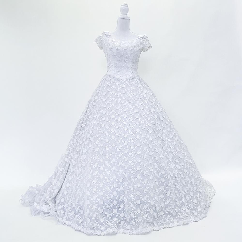 中古 ウェディングドレス　9号T　ホワイト　総レースの豪華なウェディングドレス　結婚式　二次会　フォト婚　プリンセスライン　 W-176