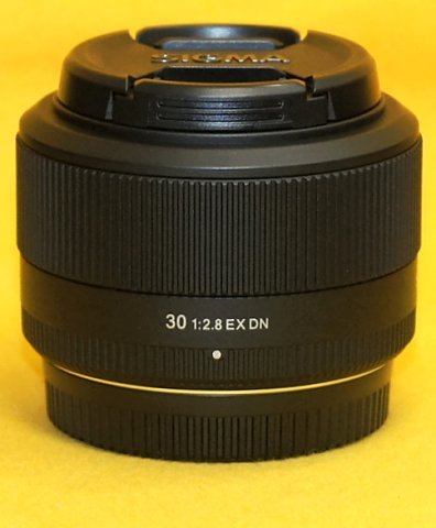 ★一発即決★SIGMA製 30mm F2.8 EX DN★高画質★マイクロフォーサーズ用★OM-D,PEN,LUMIX G★_普通の中古品です。多少使用感ございます。