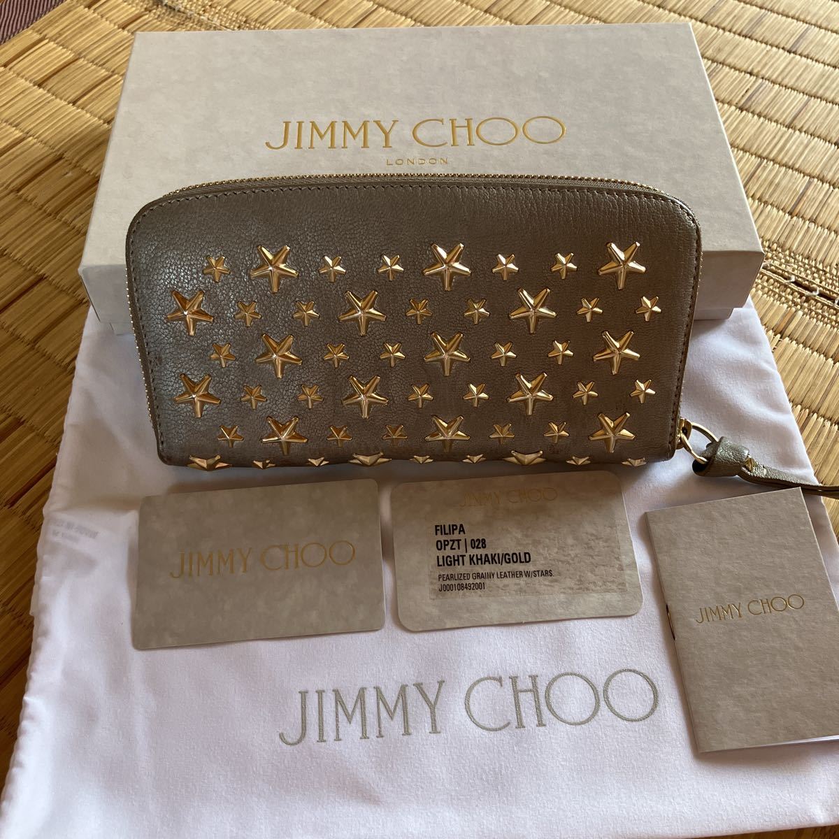 JIMMY CHOO ラウンドファスナー長財布 ジミーチュウ財布_画像1