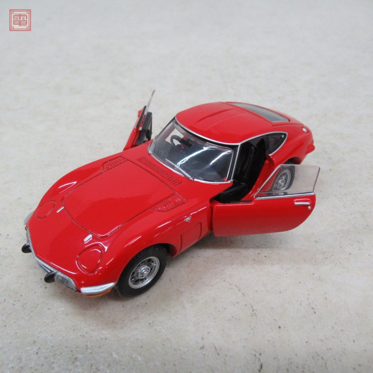 トミカプレミアム RS 1/43 トヨタ2000 GT 赤白 2個セット Yahoo!オークション - トミカ プレミアム RS トヨタ 2000GT 白