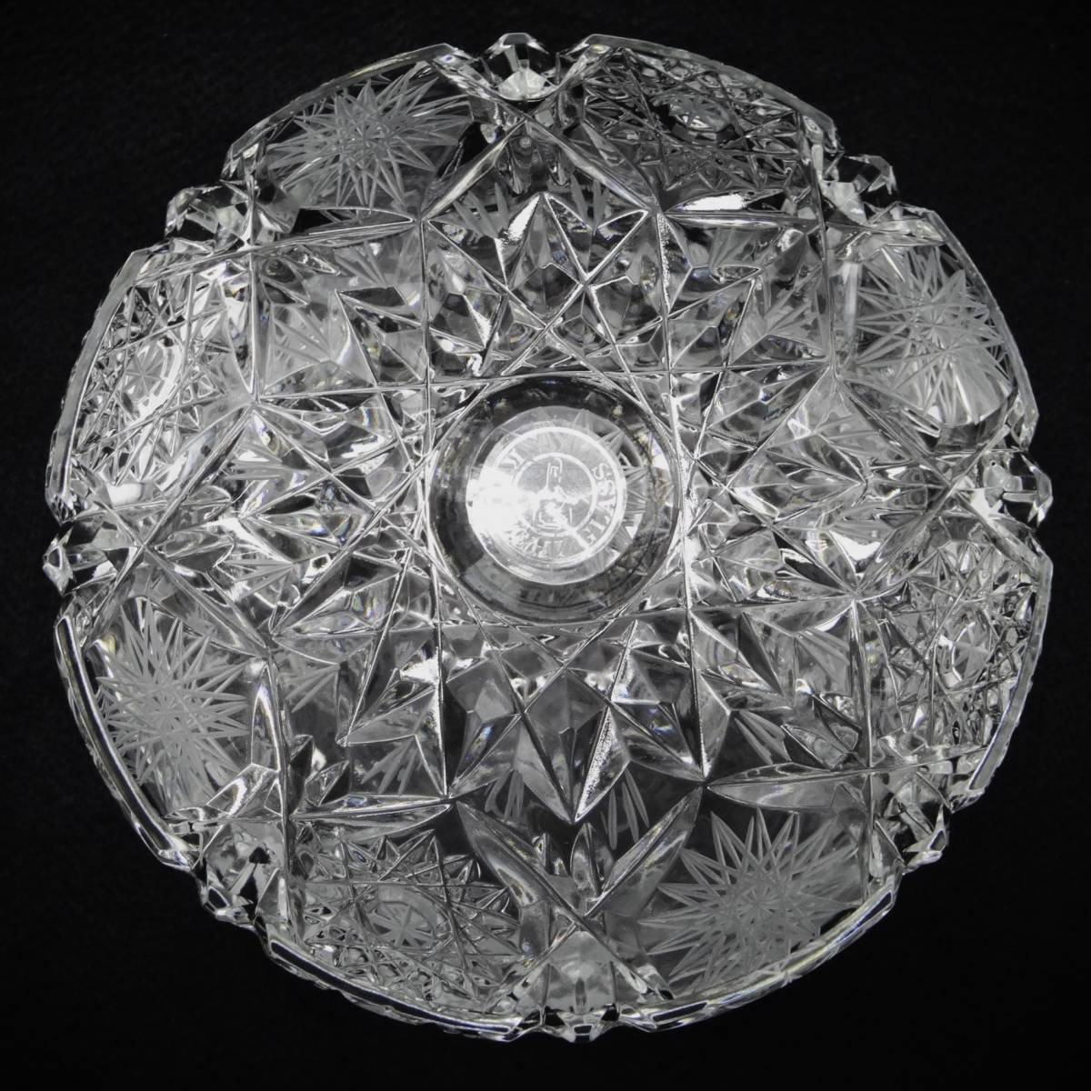 A34 美品 北一硝子 ボヘミアクリスタルガラス 蓋付き 菓子器 キャンディーポット カットガラス 小物入れの画像5