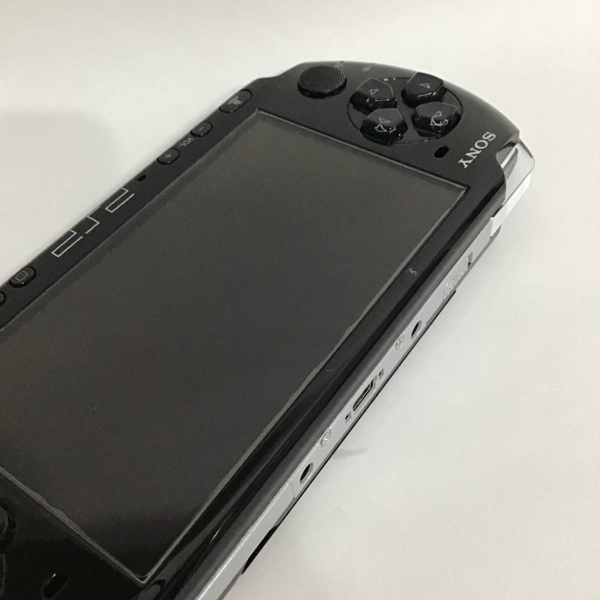 PSP-3000 ピアノブラック PSP本体 ソフト2本付き まとめ売り 中古 匿名配送 アサシンクリードブラッドライン 英雄伝説 零の軌跡