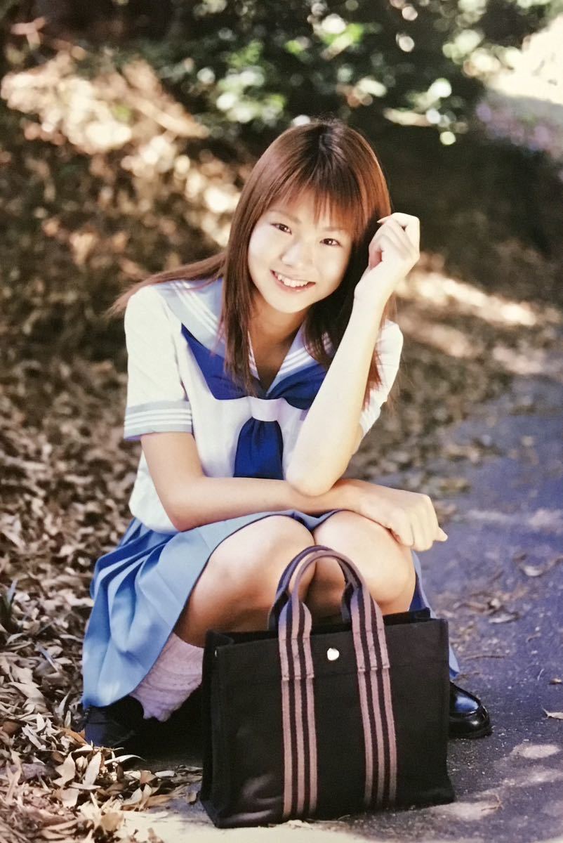 Yahoo!オークション - 水谷さくら 写真集 17歳の記憶 Yahoo!オークション - 水谷さくら 写真集 17歳の記憶