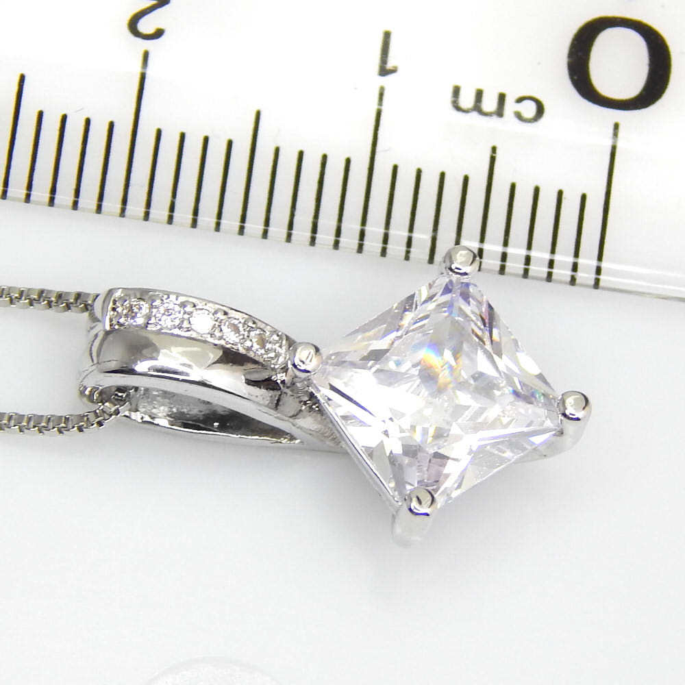 再入荷★新品 大粒約3ct ダイヤ型 ジルコニア 5連CZダイヤモンドネックレス シルバー925 プラチナ仕上 レディースアクセサリー 宝石