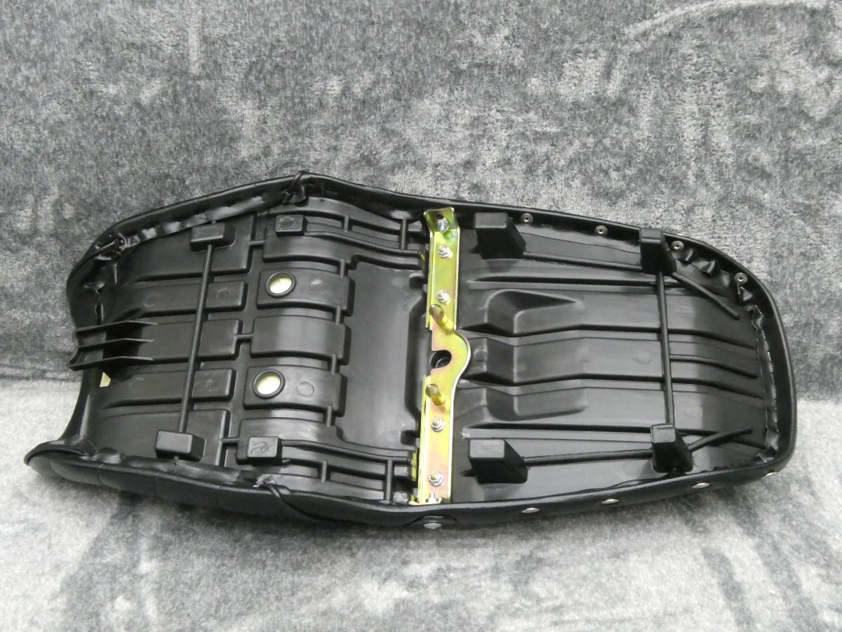 バリオス 2型 黒皮 タックロールシート / あんこ抜き 完成品 バリオス 2型 黒皮 タックロールシート / あんこ抜き 完成品