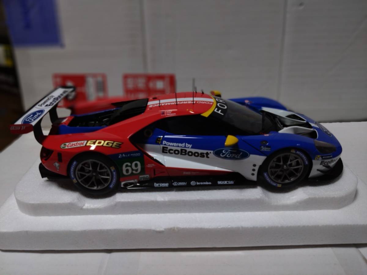 オートアート 1/18 フォードチップガナッシレーシング フォードGT #69 2016 ルマン24時間 クラス3位_画像6