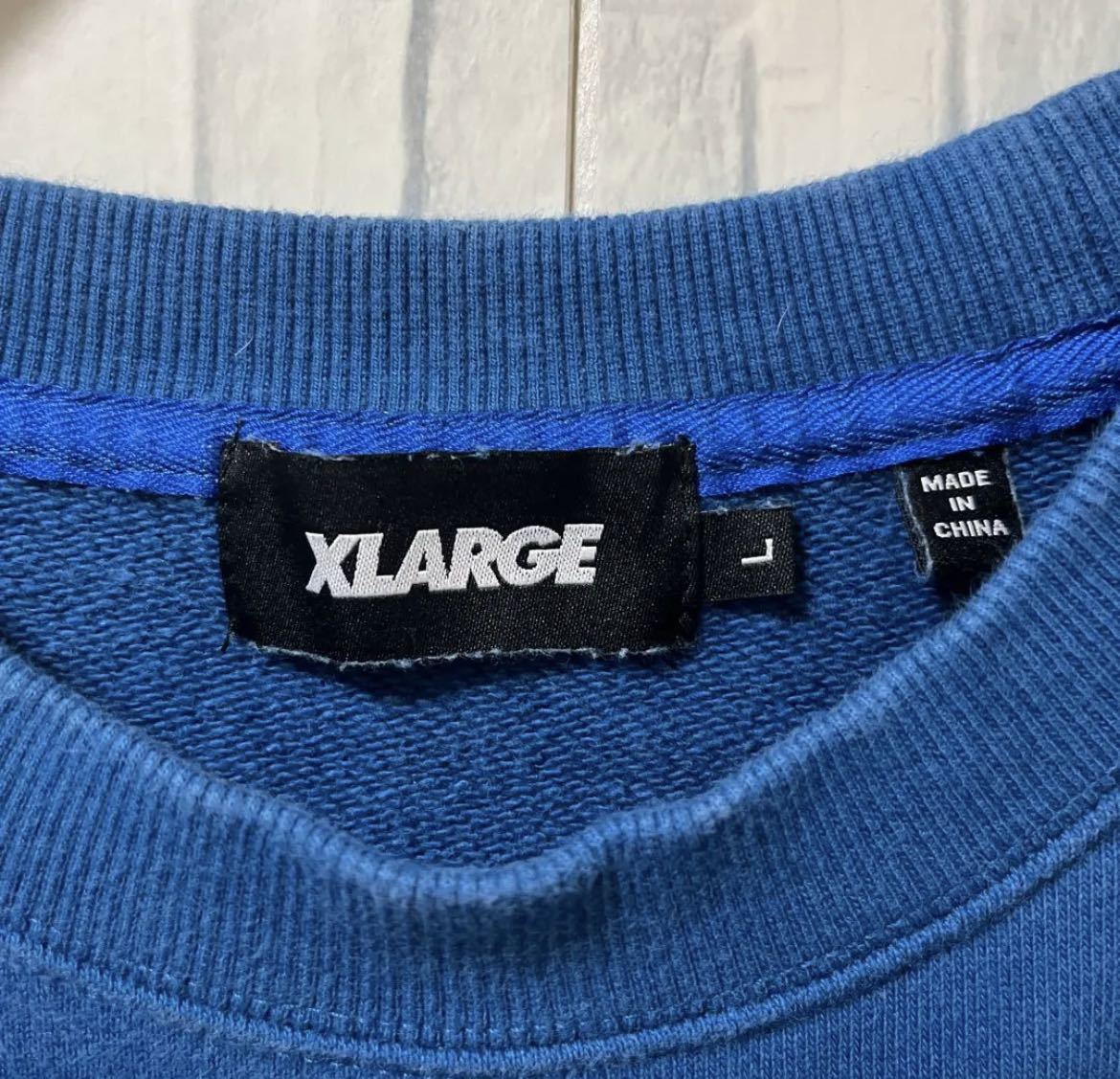 X-LARGE XLARGE エクストララージ トレーナー スウェット サイズL デカロゴ ビッグロゴ プルオーバー くすみブルー 刺繍ロゴ ワッペン