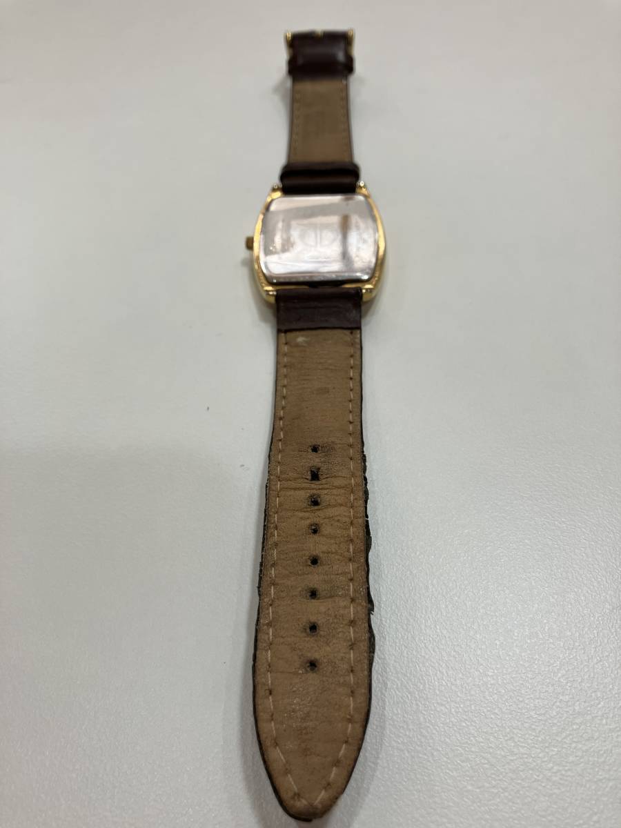 【1129】腕時計「TITAN アナログ腕時計 1958YAA」３０M防水 シックなデザイン 革ベルトの画像4