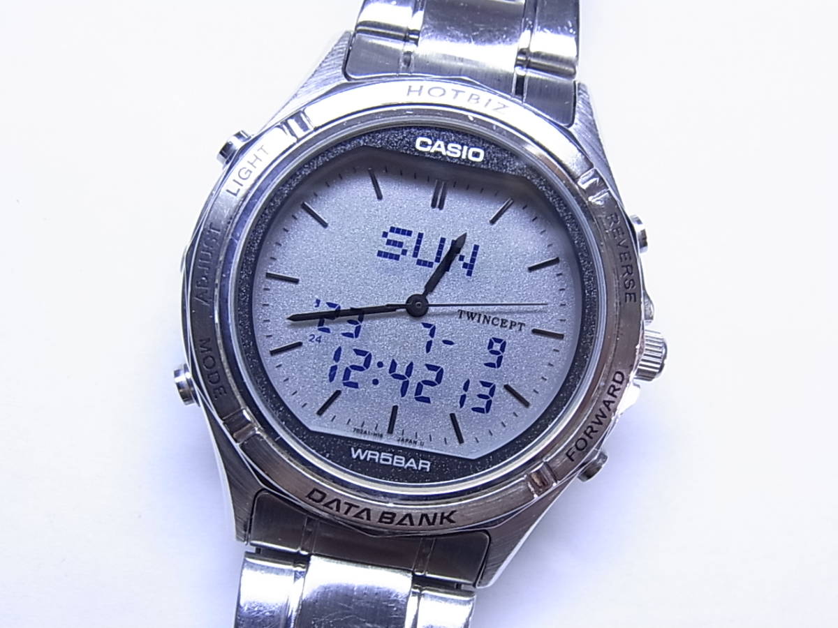 良品 CASIO カシオ データバンク HOTBIZ タッチスクリーン ゴールド VDB-3000 GP・SS メンズ クォーツ 定価3万 良品 CASIO カシオ データバンク HOTBIZ タッチスクリーン ゴールド VDB-3000 GP・SS メンズ クォーツ 定価3万