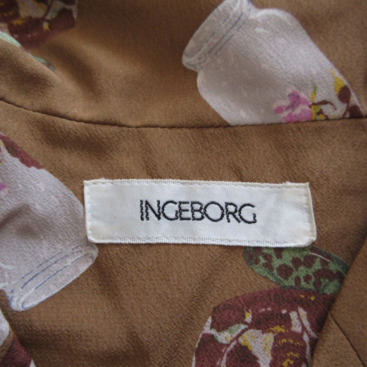 美品 INGEBORG インゲボルグ 総柄 半袖 オープンカラーシャツ ブラウンの画像3