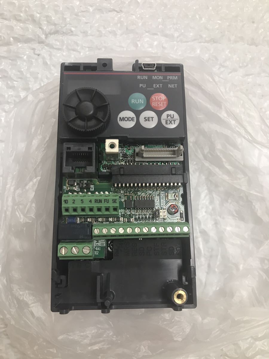 新品無箱未使用三菱電機 MITSUBISHI インバーター FR-E720-0 2K 新品無箱未使用三菱電機 MITSUBISHI インバーター FR-E720-0 2K