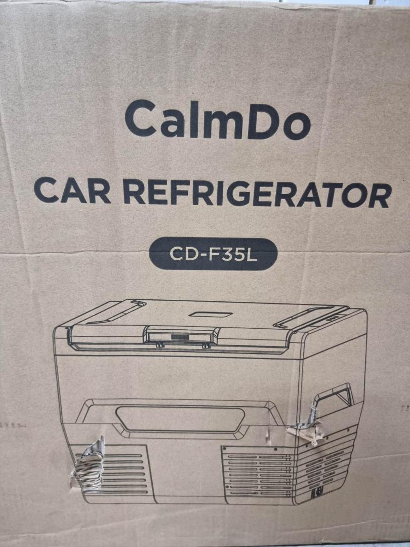 CalmDo 車載ポータブル冷蔵庫 大容量 35L 未使用　送料込み　週末特価