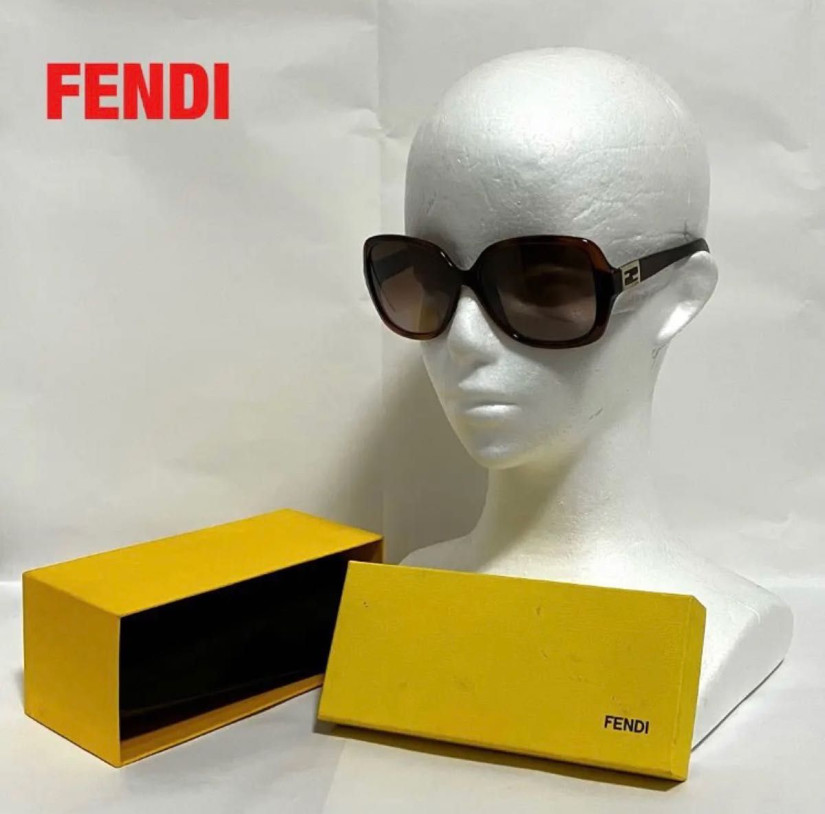 希少】FENDI フェンディ サングラス バタフライ ユニセックス マンマ