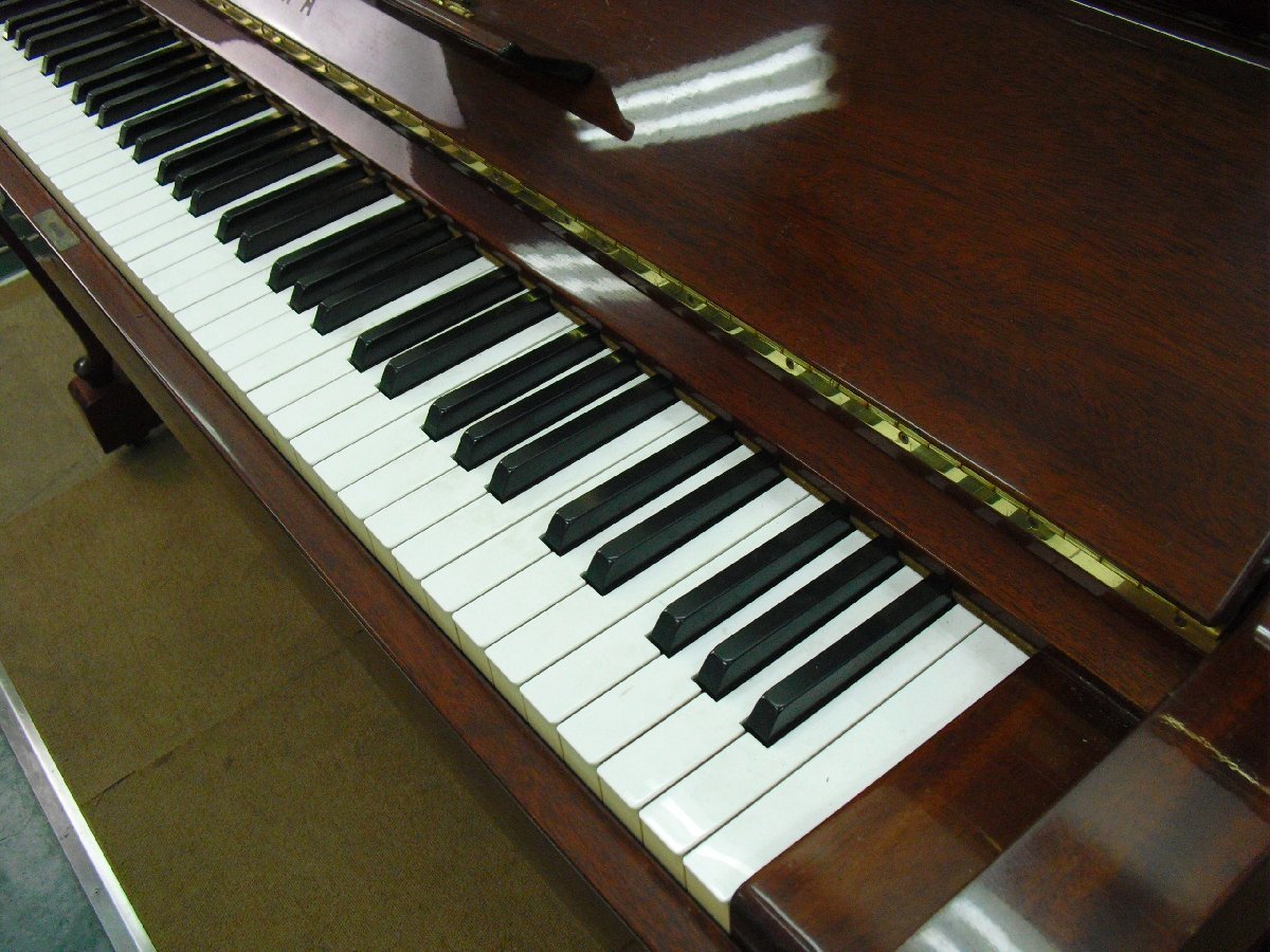 7491* large price decline! Yamaha YAMAHA piano W-106 upright piano cat legs specification [ receipt limitation (pick up) ]* used *