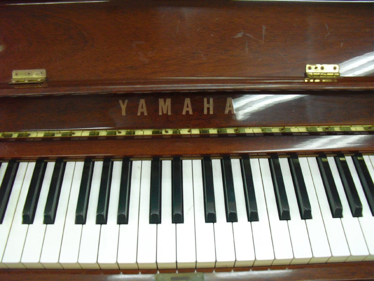 7491* large price decline! Yamaha YAMAHA piano W-106 upright piano cat legs specification [ receipt limitation (pick up) ]* used *