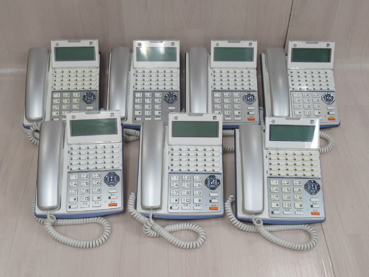 Ω XL2 13810# 保証有 Saxa【 TD720(W) 】(7台セット) サクサ プラティア 30ボタン電話機 領収書発行可能