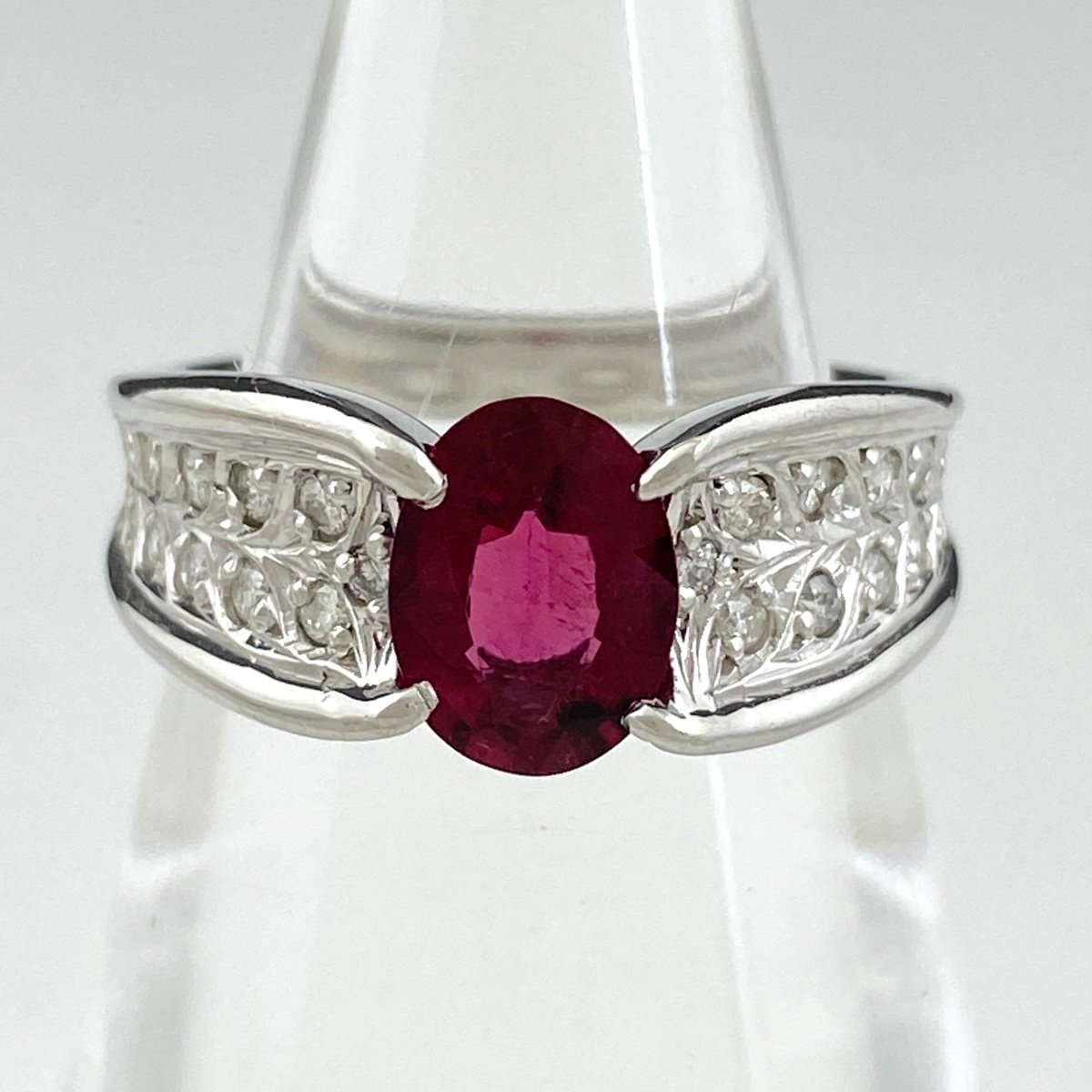 世界的に有名な 指輪 プラチナ デザインリング ルベライト メレダイヤ