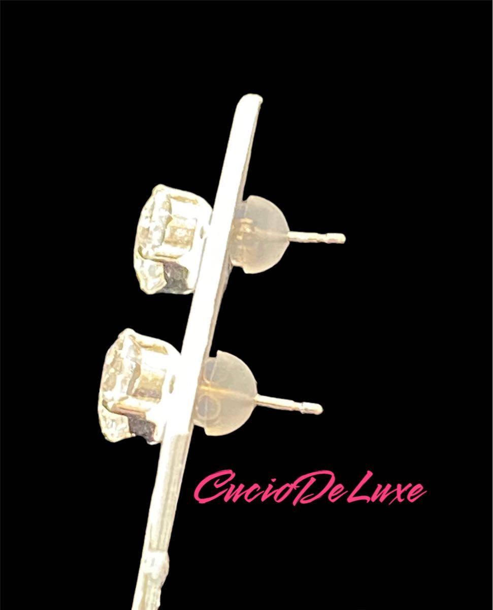 3 Carats Synthetic Moissanite Stud EarringsK18WG/silicon catcher 