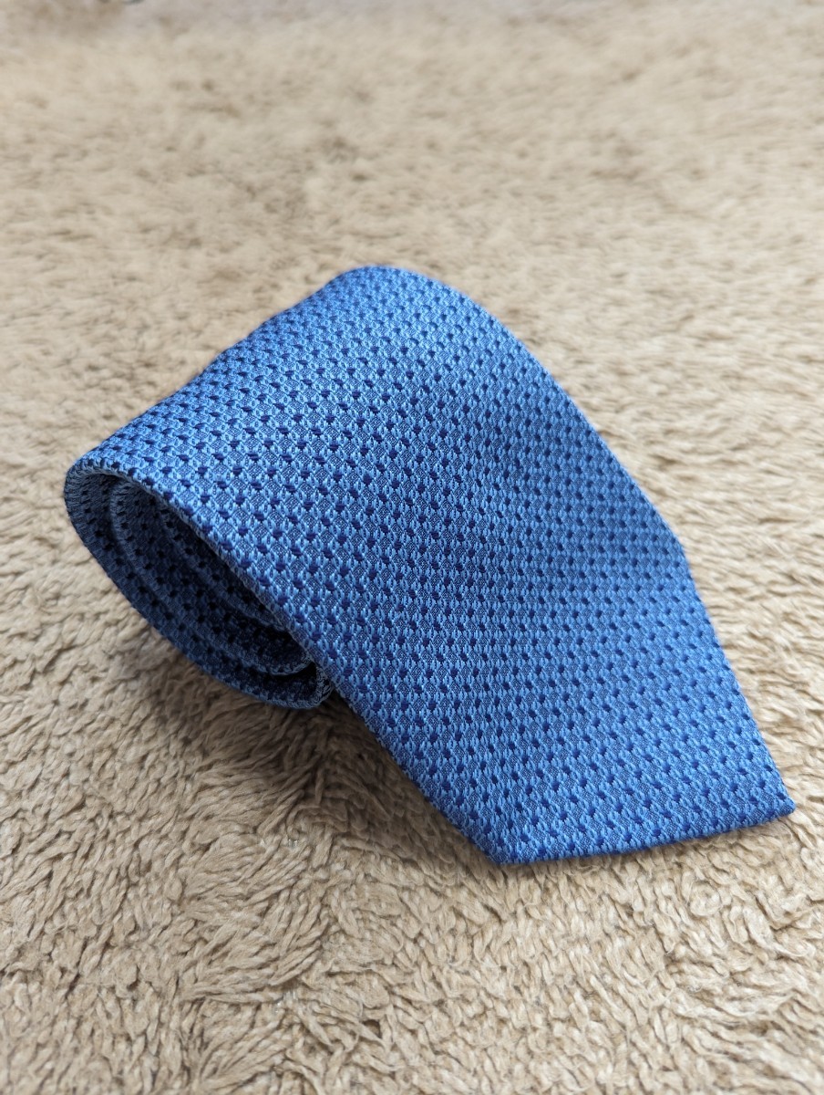 美品 Charvet シャルベ ネクタイ ブルー系 織り柄 シルク 美品 Charvet シャルベ ネクタイ ブルー系 織り柄 シルク