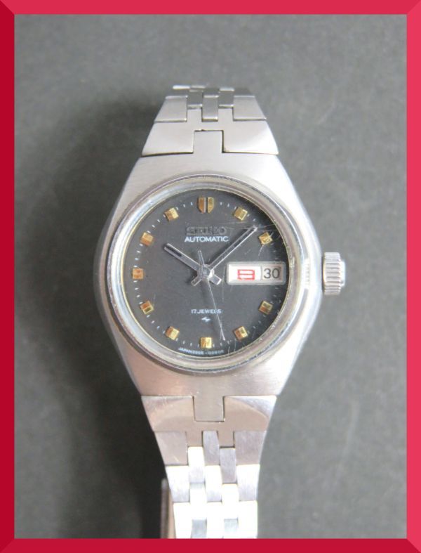 セイコー SEIKO 17石 自動巻き 3針 デイデイト 純正ベルト 2206-0070 女性用 レディース 腕時計 V270 ジャンクの画像1
