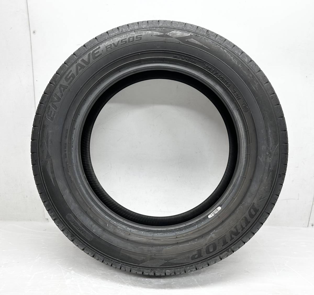 バリ溝 1本 送料込 即決 DUNLOP ENASAVE RV505 205/60R16 22年製 バリ溝 1本 送料込 即決 DUNLOP ENASAVE RV505 205/60R16 22年製