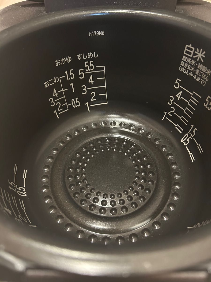 中古 日立 RZ-W100EM-K 炊飯器 圧力&スチーム 5 5合炊き ふっくら御膳