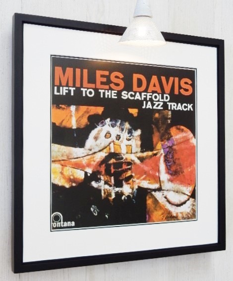 マイルス・デイビス/名盤ジャケット・ポスター 額付/Miles Davis/Lift to the Scaffold Jazz Track/ジャズ/クロスオーバー/アルバム アート