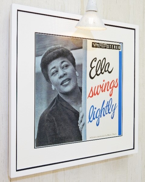 エラ・フィッツジェラルド/名盤ジャケット・ポスター額入/Ella Jane Fitzgerald/ELLA SWINGS LIGHTLY/ジャズ・ボーカル/アルバム アート_画像5