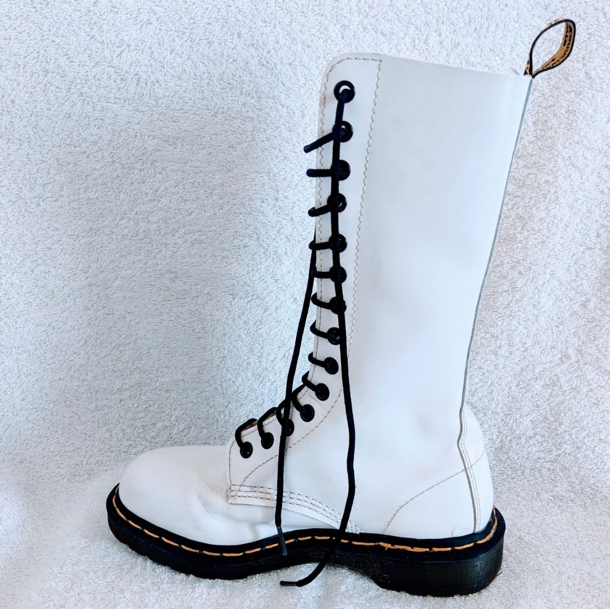 Dr Martens (ドクターマーチン) 1914 14ホール 白 UK4|Yahoo Dr Martens (ドクターマーチン) 1914 14ホール 白 UK4|Yahoo