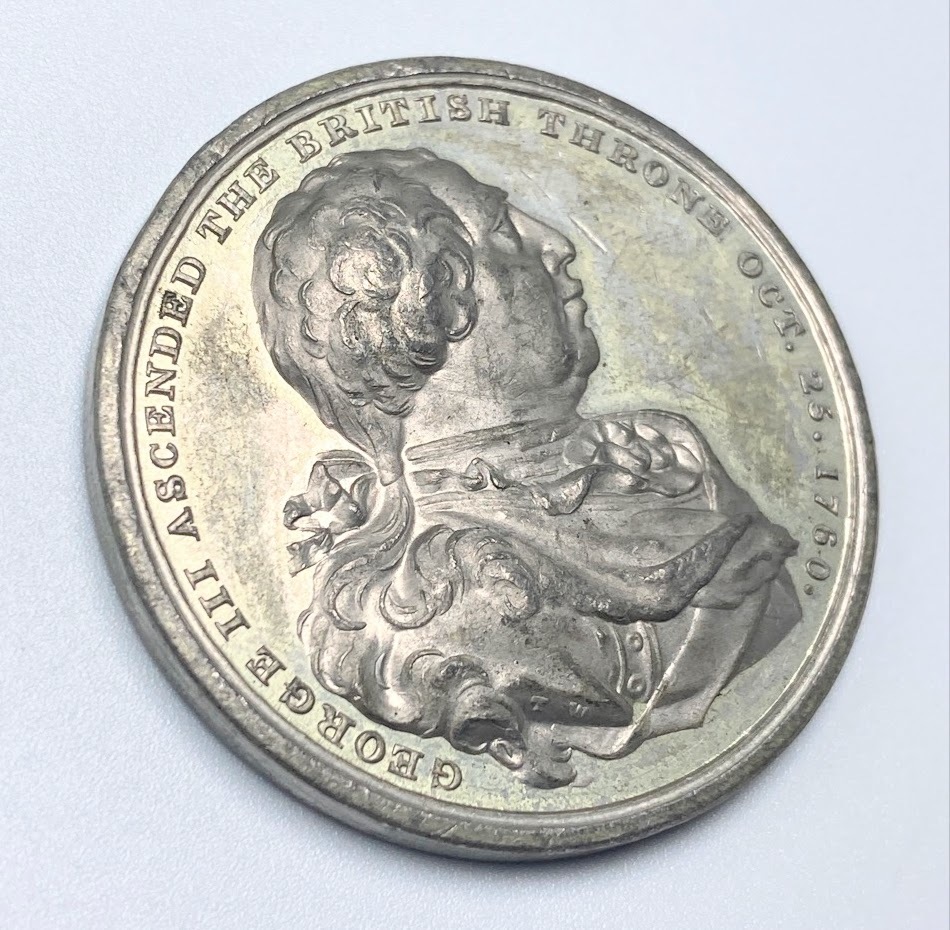 1820 イギリス ジョージ ３世 40.4mm レア 追悼記念 ホワイトメタル メダル アンティーク T ワイオン 英国_画像4
