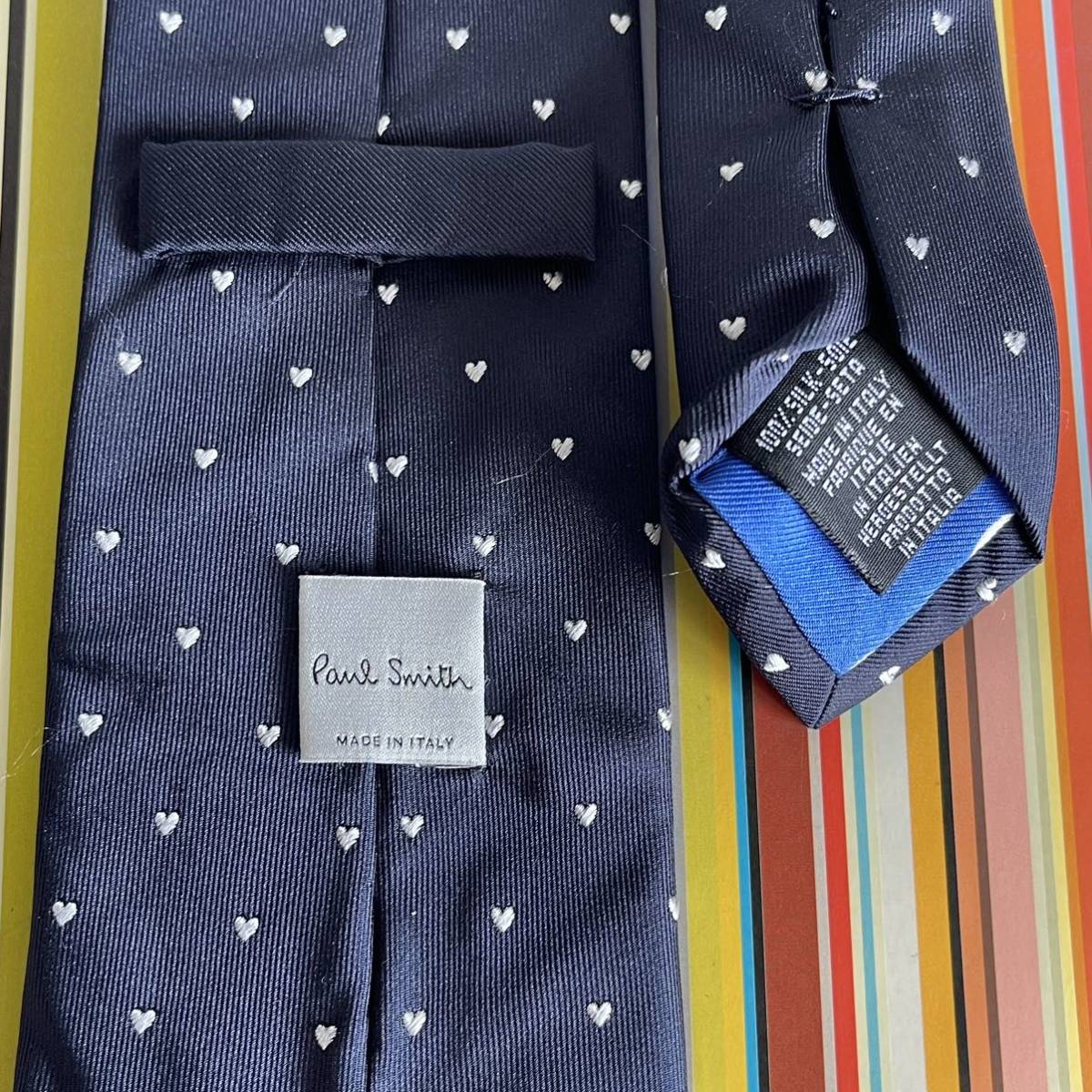 正規代理店 Paul Smith(ポールスミス) ダークネイビーハートドット柄