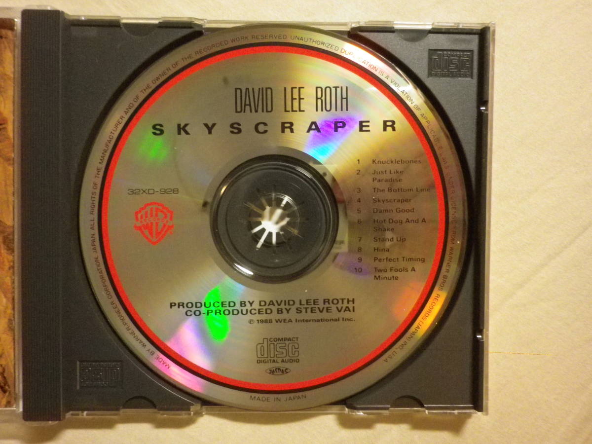 『David Lee Roth/Skyscraper(1988)』(1988年発売,32XD-928,廃盤,国内盤,歌詞対訳付,Just Like Paradise,Stand Up,Steve Vai)_画像3