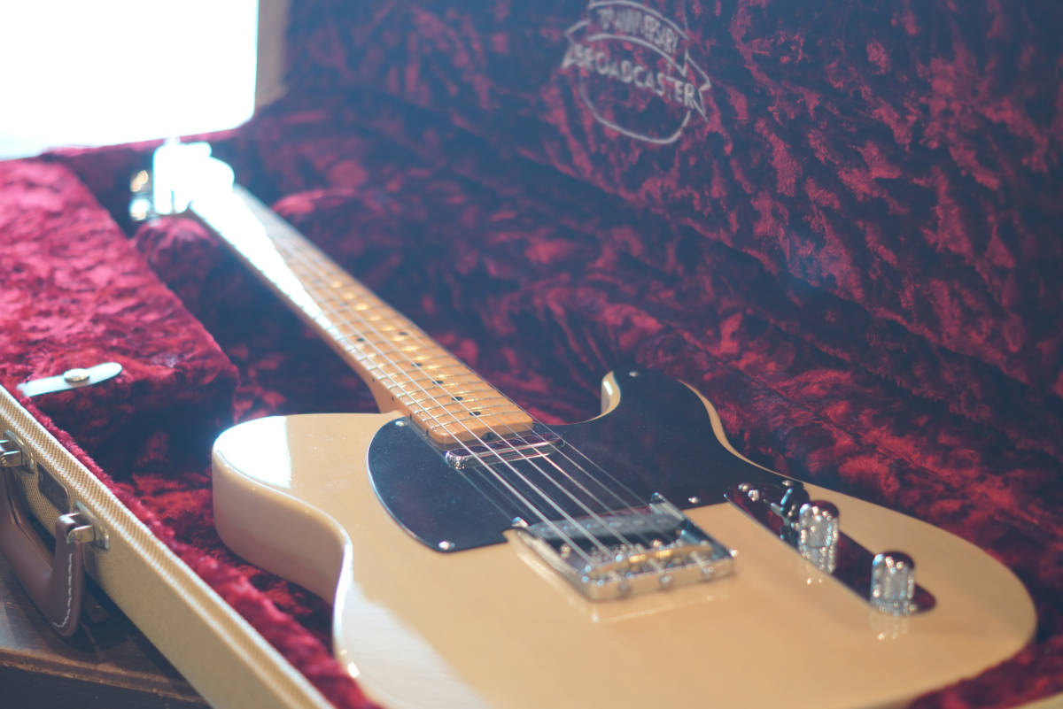 Fender フェンダー 70周年記念 70th Anniversary Broadcaster Maple