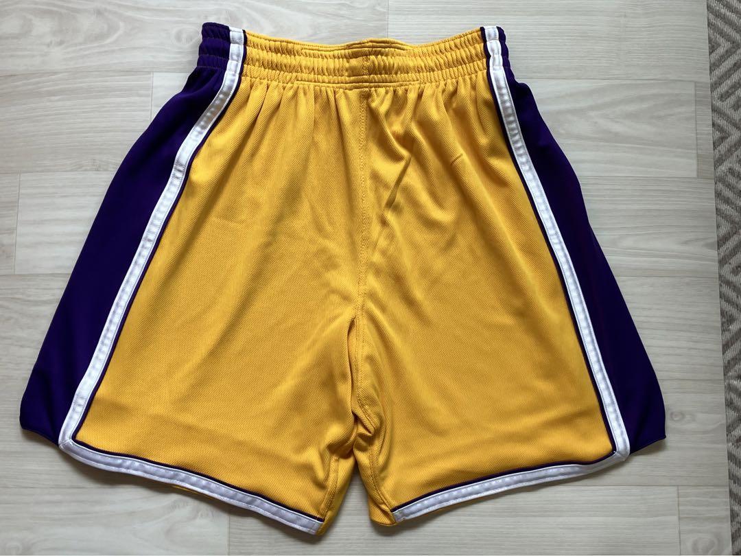 希少】 NBA LAKERS ロサンゼルス・レイカーズ NIKE ナイキ製 希少】 NBA LAKERS ロサンゼルス・レイカーズ NIKE ナイキ製
