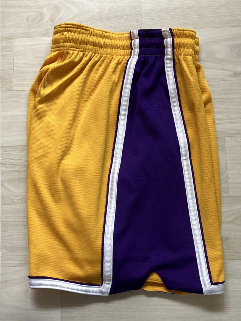 希少】 NBA LAKERS ロサンゼルス・レイカーズ NIKE ナイキ製 希少】 NBA LAKERS ロサンゼルス・レイカーズ NIKE ナイキ製