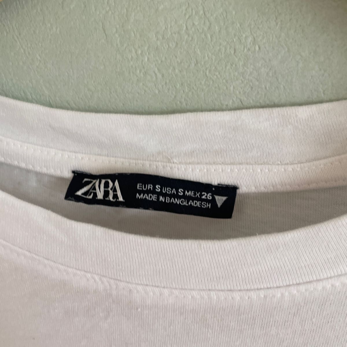 ZARA ザラ　無地　トップス　 半袖Tシャツ　半袖　薄手　　カットソー