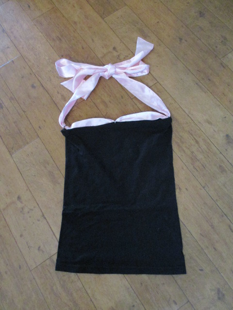  black pink ribbon attaching tube top camisole (USED)71618