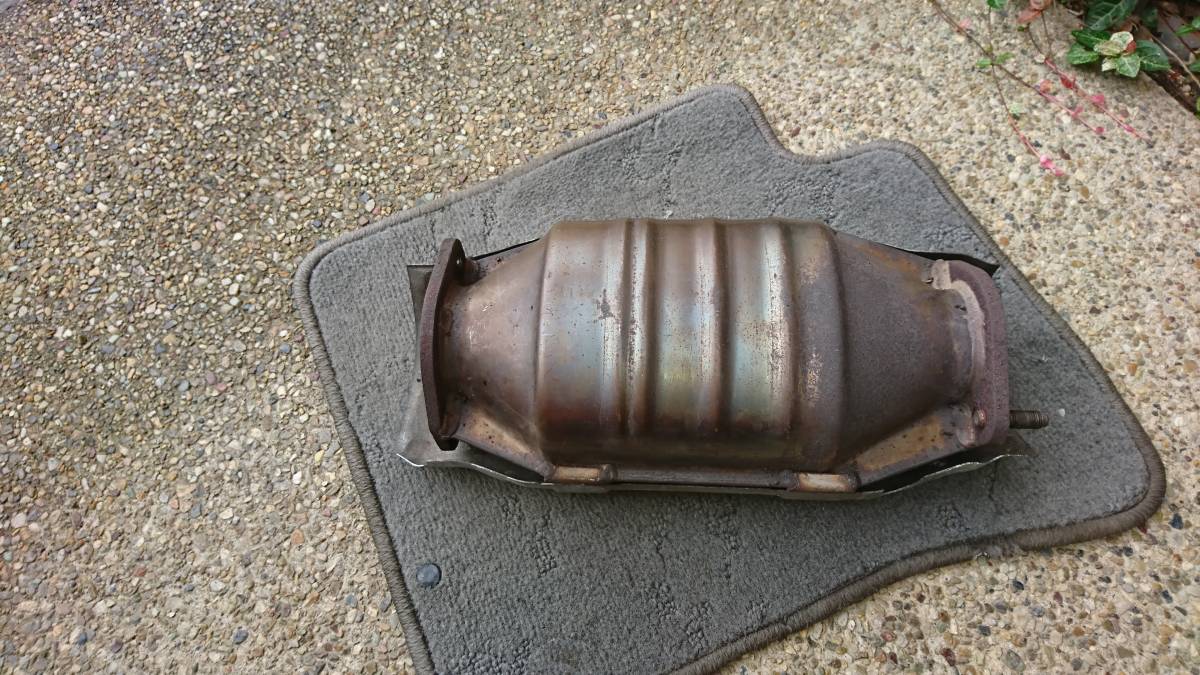 日産純正 触媒 シルビア s13 s14 s15 180sx スカイライン R32 R33 R34