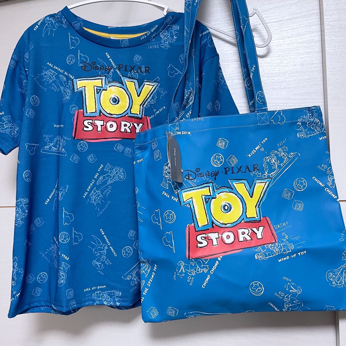 トイストーリー Tシャツ トートバッグ ディズニー 40周年 2点セット ピクサー バズ ウッディ リトルグリーンメン レックス