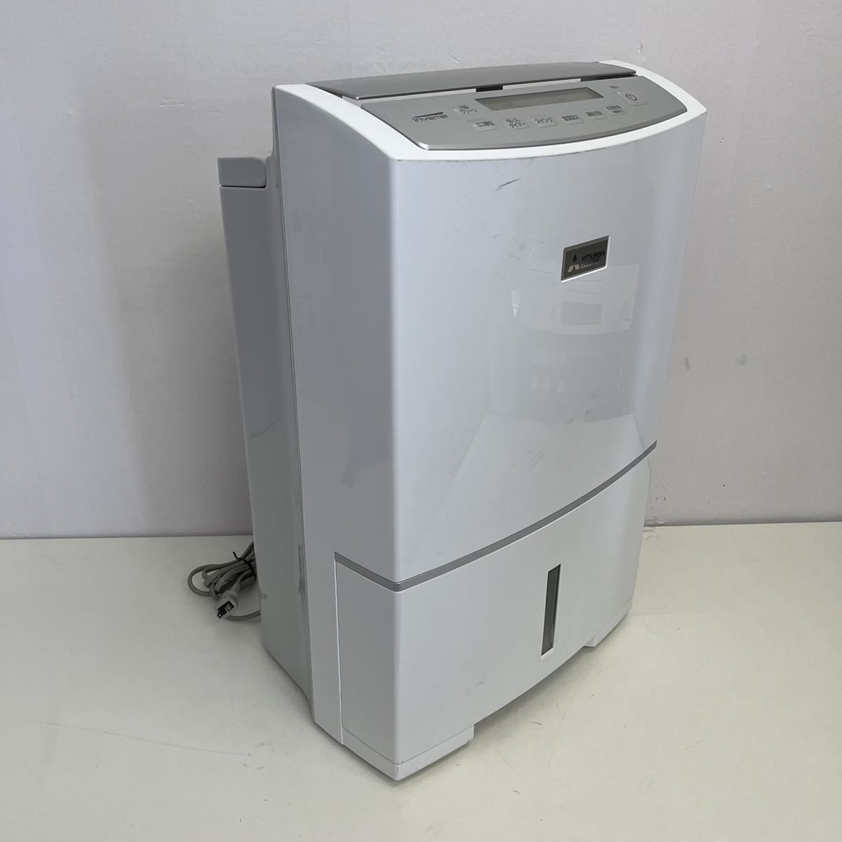 即決 送料無料 MITSUBISHI 除湿機 サラリ ホワイト MJ-PV250SX-W
