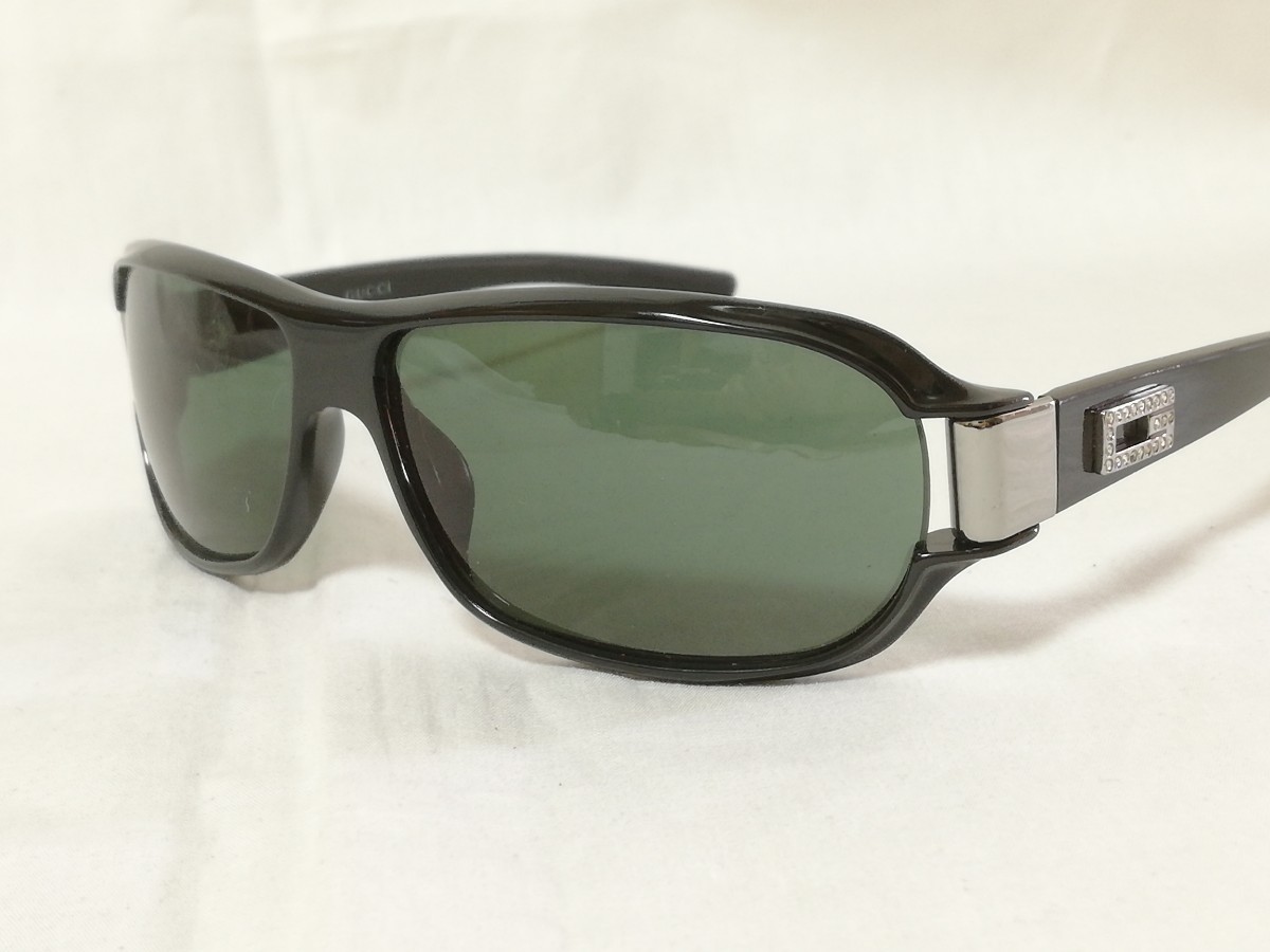 GUCCI グッチ サングラス ロゴ ラインストーン ブラック GG2546 GUCCI グッチ サングラス ロゴ ラインストーン ブラック GG2546