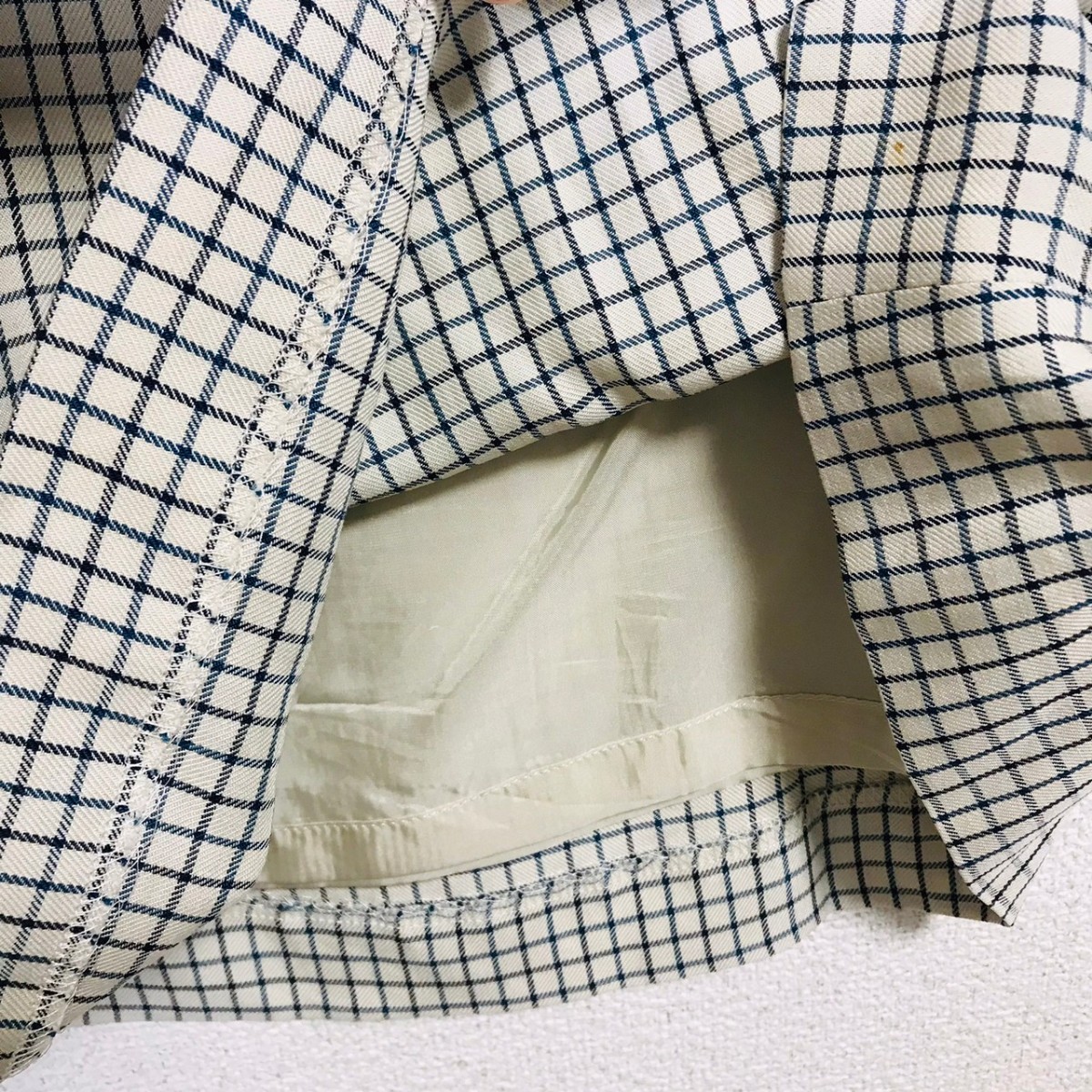 H3797dL 日本製 4℃ ヨンドシー サイズM セットアップスーツ スカートスーツ ホワイト×ブルー ノーカラージャケット ミニスカート _画像8