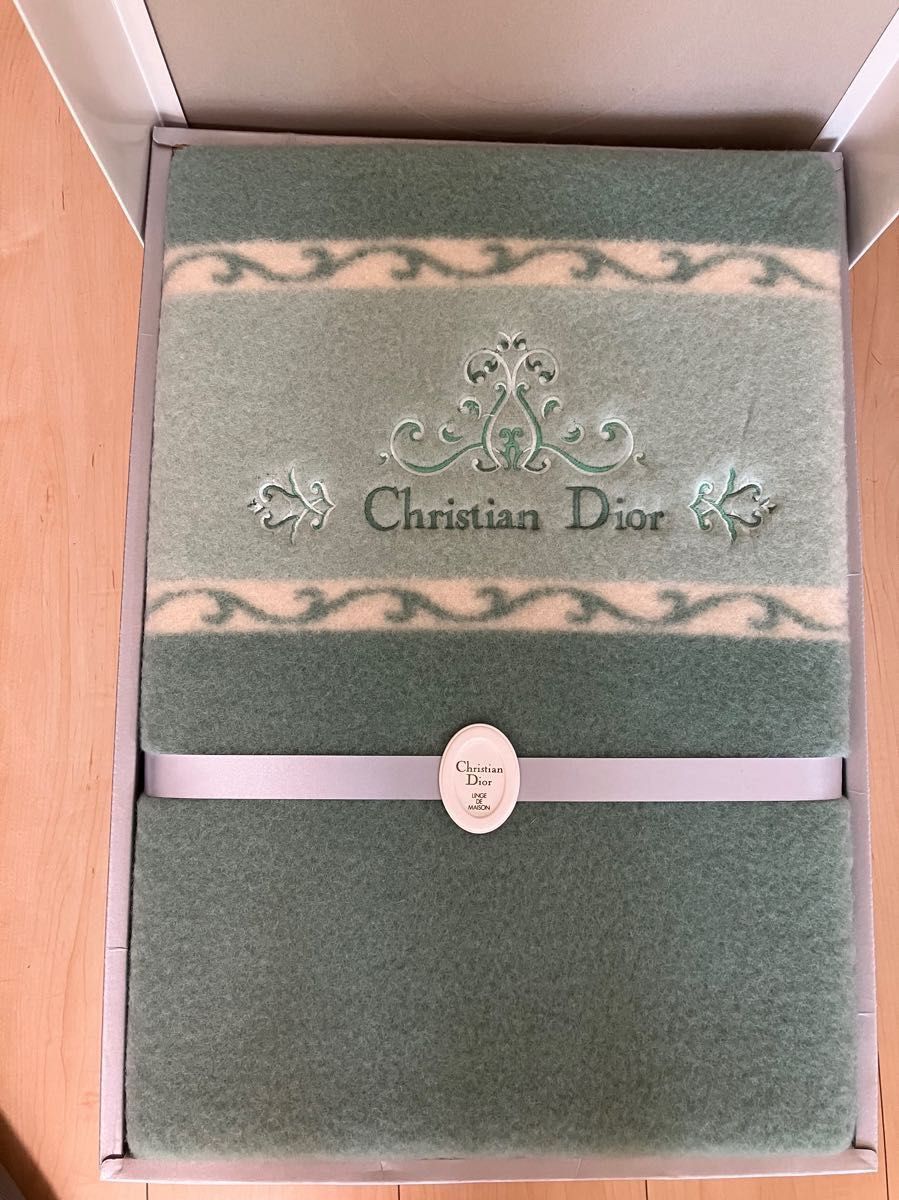Christian Dior ブランケット 毛布 ライトグリーン 希少 レア Christian Dior ブランケット 毛布 ライトグリーン 希少 レア