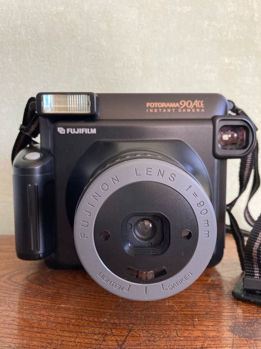 富士フィルム FOTORAMA 90ACE インスタントカメラ【ジャンク品 富士フィルム FOTORAMA 90ACE インスタントカメラ【ジャンク品
