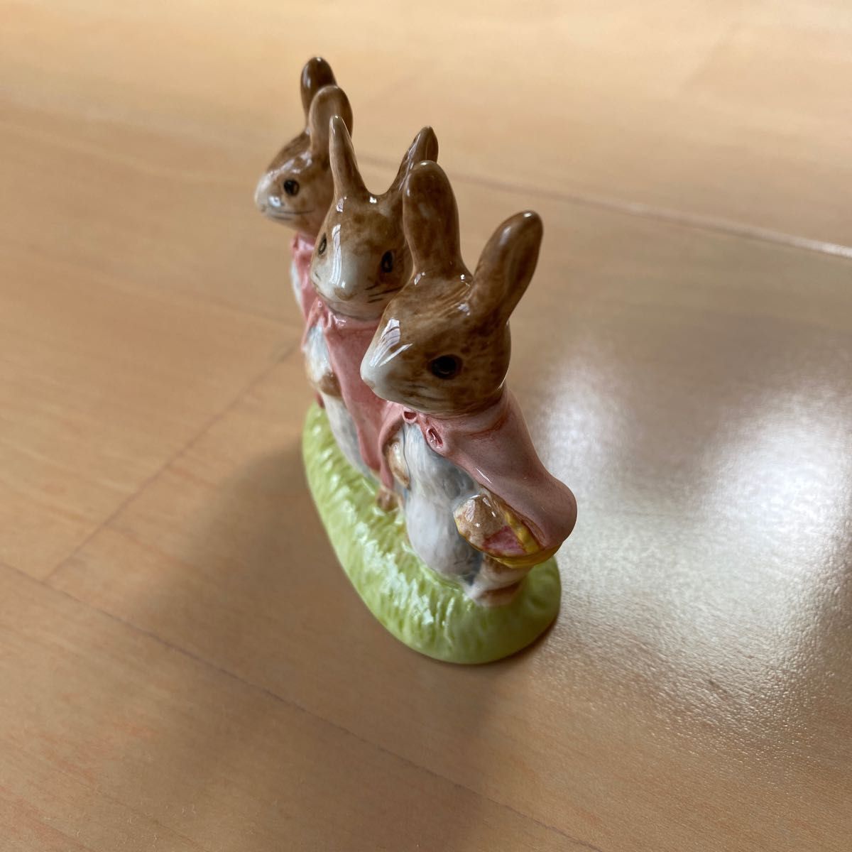 ロイヤルアルバート　ピーターラビット BESWICK England ヴィンテージフィギュリン 置物